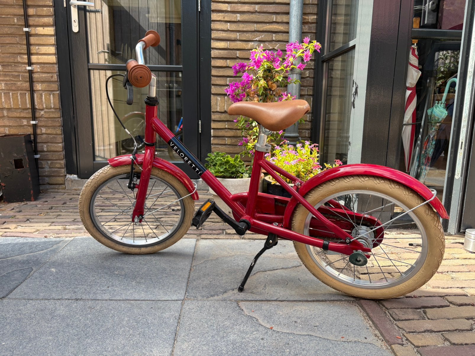 Kinderfiets Veloretti Maxi rood, Fietsen en Brommers, Fietsen | Kinderfietsjes, Ophalen, Gebruikt, Terugtraprem, 16 tot 20 inch