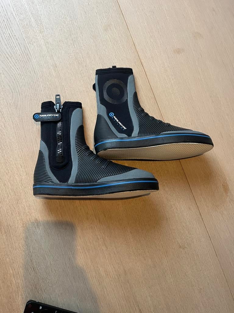 Neilpryde sailing zeillaars maat 6, Ophalen of Verzenden, Nieuw, Dame of Heer, Zeil- of Surfschoenen