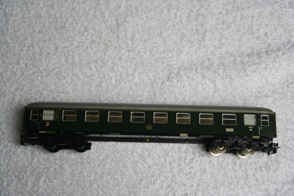 Märklin HO 4023 Personenrijtuig (1e klasse.) DB groen (4-2), Wisselstroom, Gebruikt, Wagon, Ophalen of Verzenden
