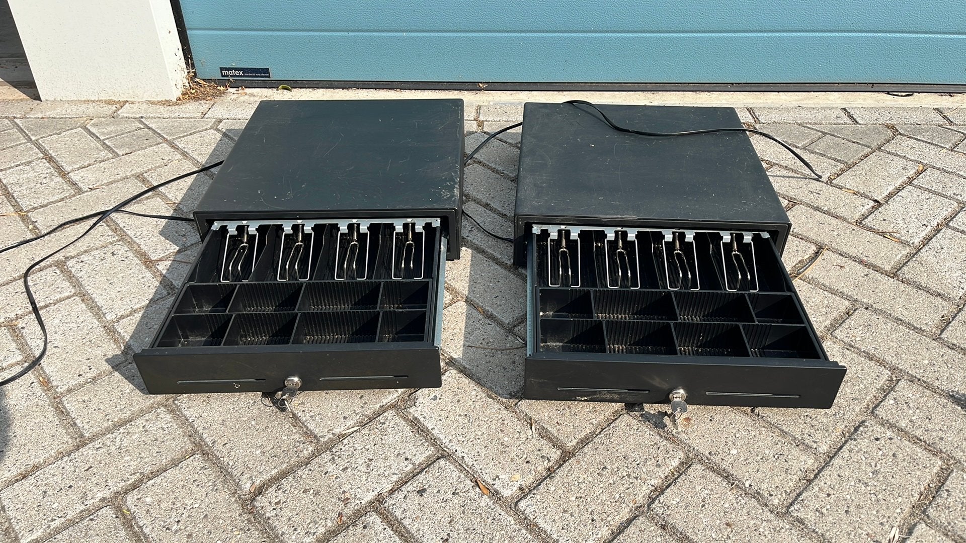 2x Kassalade / Geldlade voor kassasysteem – €35 per stuk, Ophalen, Zo goed als nieuw