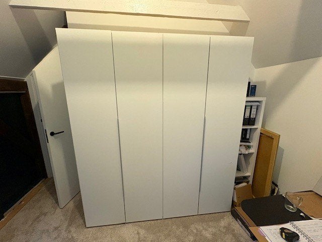 Garderobekast, Ophalen, Met deur(en), Gebruikt, 200 cm of meer