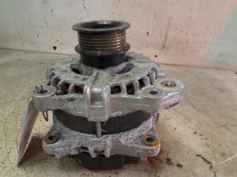 Dynamo Volvo V40 (MV) (2015-02/2019-08) 30659580, Auto-onderdelen, Elektronica en Kabels, Volvo, Gebruikt