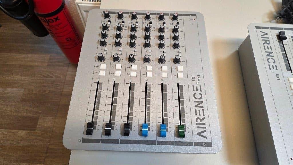 D&R AIRENCE-EXT MK2 – 6-kanaals Broadcast Mengpaneel, Ophalen of Verzenden, Gebruikt, 5 tot 10 kanalen