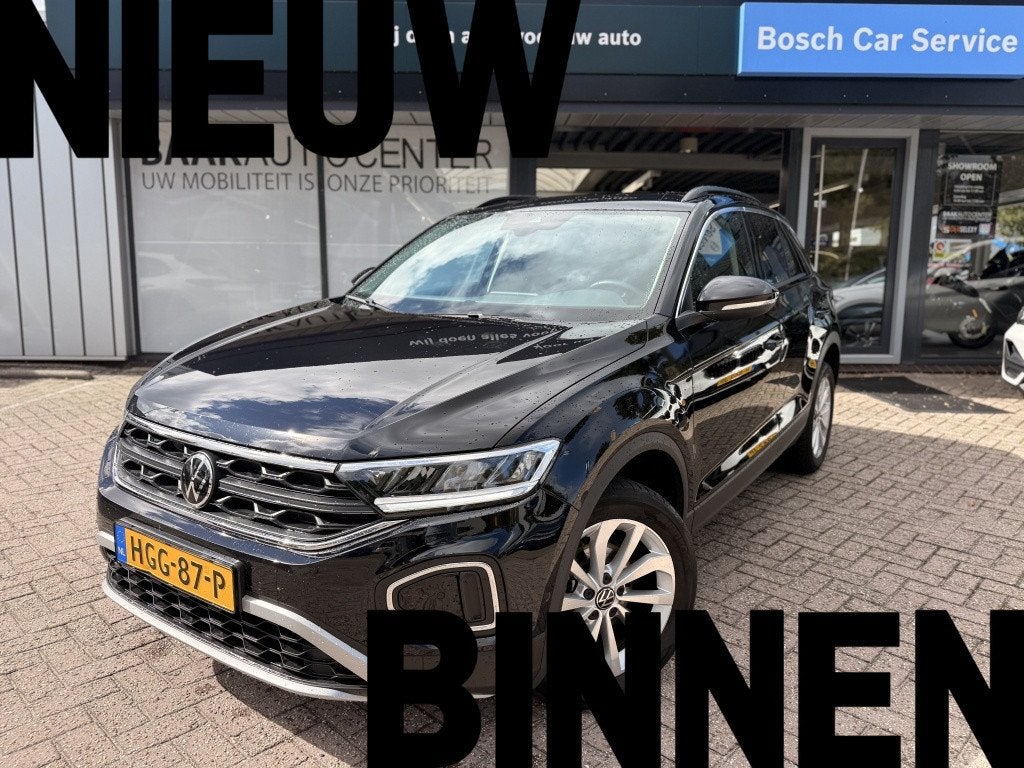 Volkswagen T-Roc 1.5 TSI Life Edition | Camera | Virtual coc, Auto's, Euro 6, 4 cilinders, Zwart, Origineel Nederlands