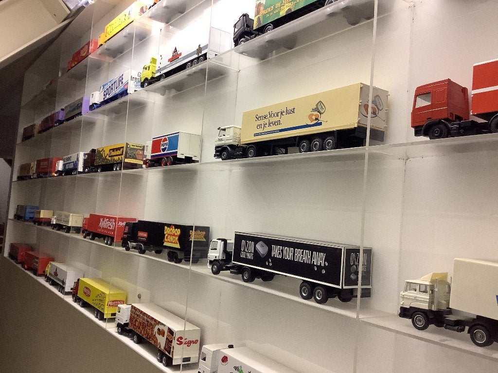 Veel zomer opruimen vrachtwagens 1/50, Hobby en Vrije tijd, Ophalen of Verzenden, Zo goed als nieuw, Bus of Vrachtwagen, Lion Toys