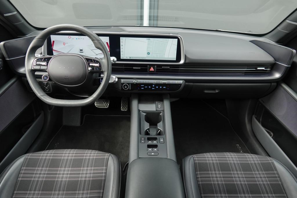 Hyundai IONIQ 6 First Edition | 77.4 kWh 325Pk | AWD | 360°, Auto's, Hyundai, Adaptive Cruise Control, Gebruikt, Zwart, Blauw
