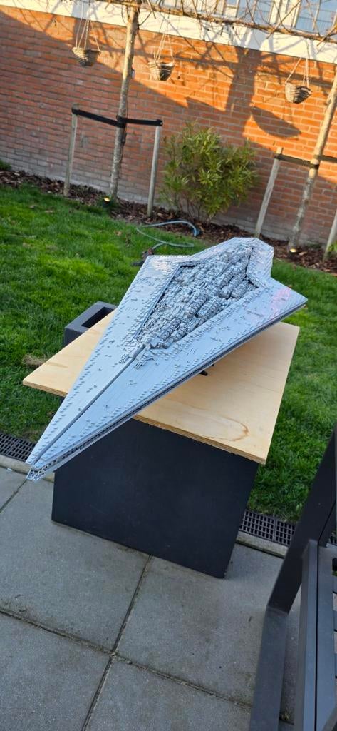 Star Wars Super Star Destroyer (Executor), Ophalen