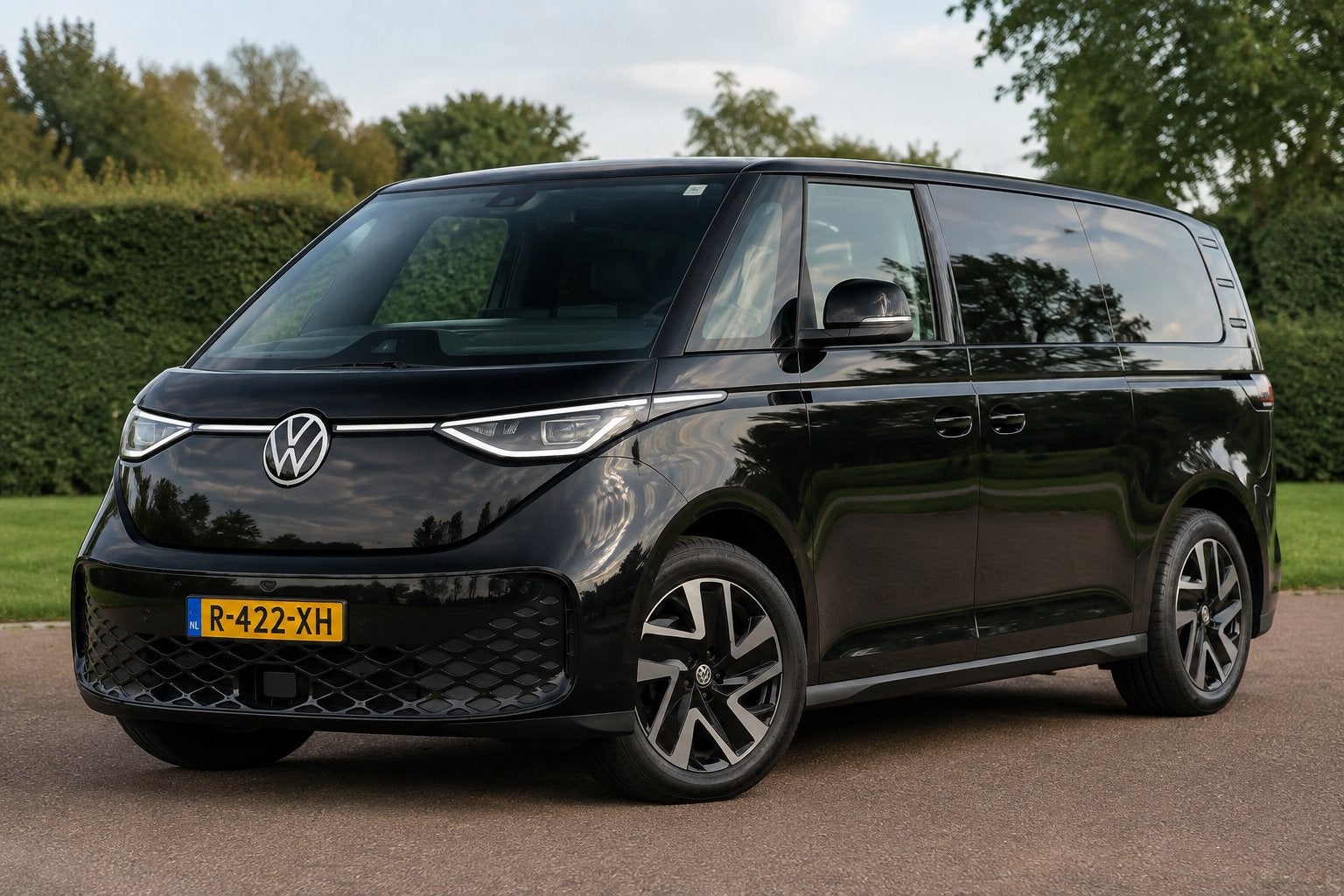 Volkswagen ID. Buzz 1st Max 77 kWh 204 pk, Automaat, Achterwielaandrijving, Zwart, Elektrisch
