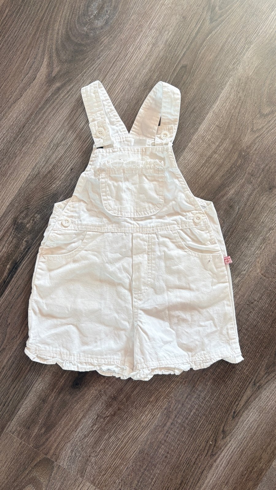 Schattige witte tuinbroekjurk voor baby's, Ophalen of Verzenden, Gebruikt, Meisje