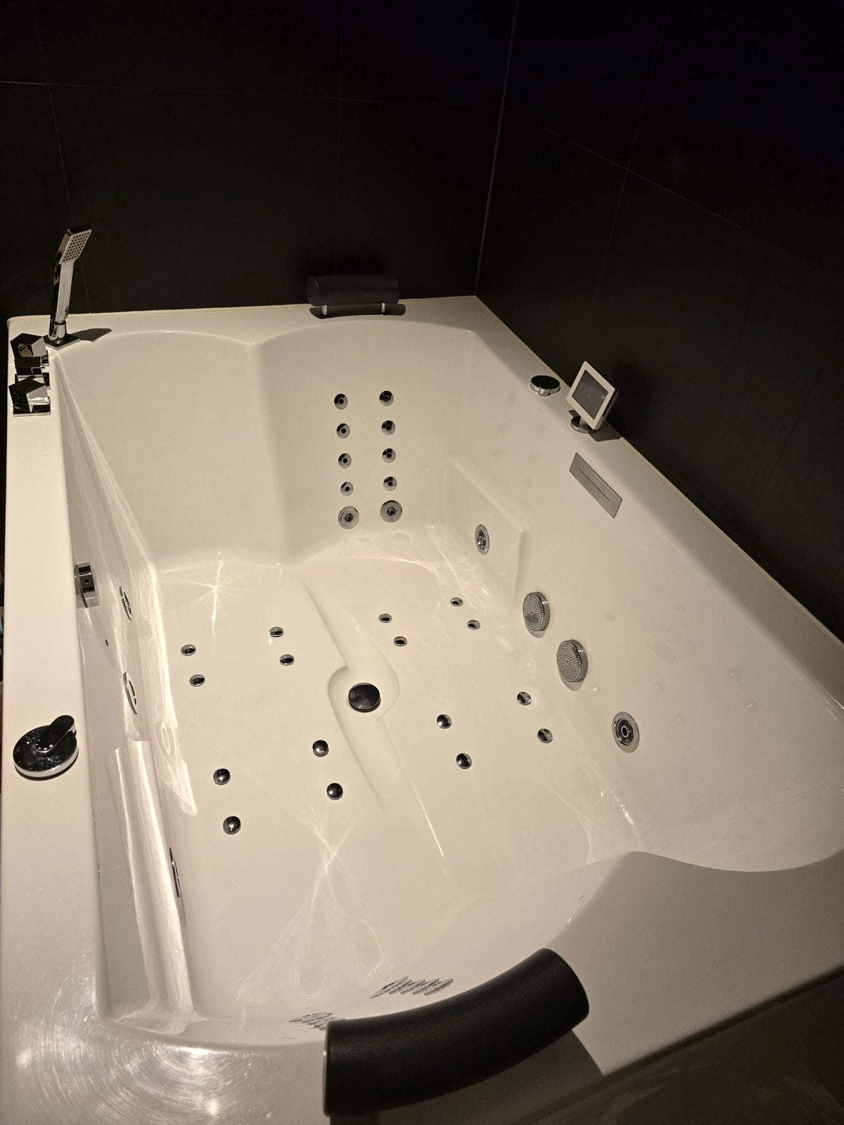 Luxe whirlpool…, Ophalen of Verzenden, Gebruikt, Met bad