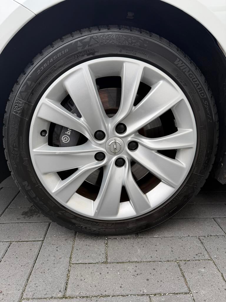 Nette velgen met band steek 5x115 18 inch komen van een opel, 18 inch, Banden en Velgen, Ophalen of Verzenden, 235 mm