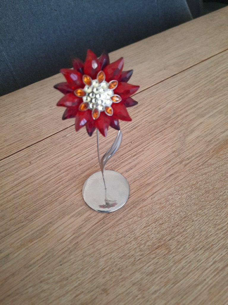 Swarovski  Domoni bloem.  Uniek, Verzamelen, Swarovski, Ophalen of Verzenden, Zo goed als nieuw, Figuurtje