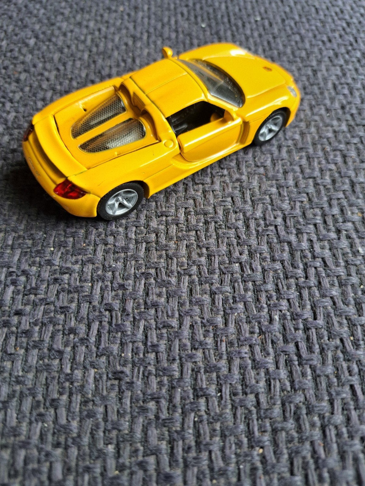 siku model porsche carrera gt, Hobby en Vrije tijd, Gebruikt, Auto, West germany, N.b