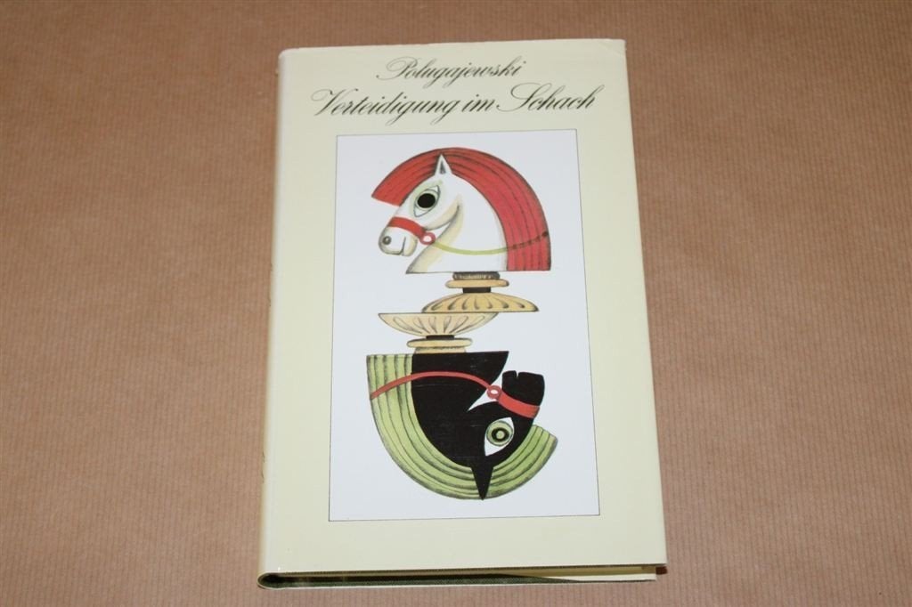 Verdediging in schaken. Polugajewski., Ophalen of Verzenden, Gelezen, Overige onderwerpen