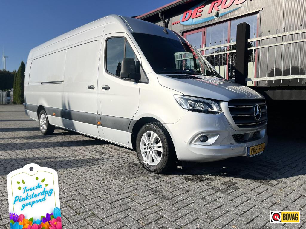 Mercedes Sprinter 319 CDI 6 cil - motorsport camper project, Automaat, Buscamper of Camperbus, Mercedes-Benz AG, Info@mercedes-benz.com