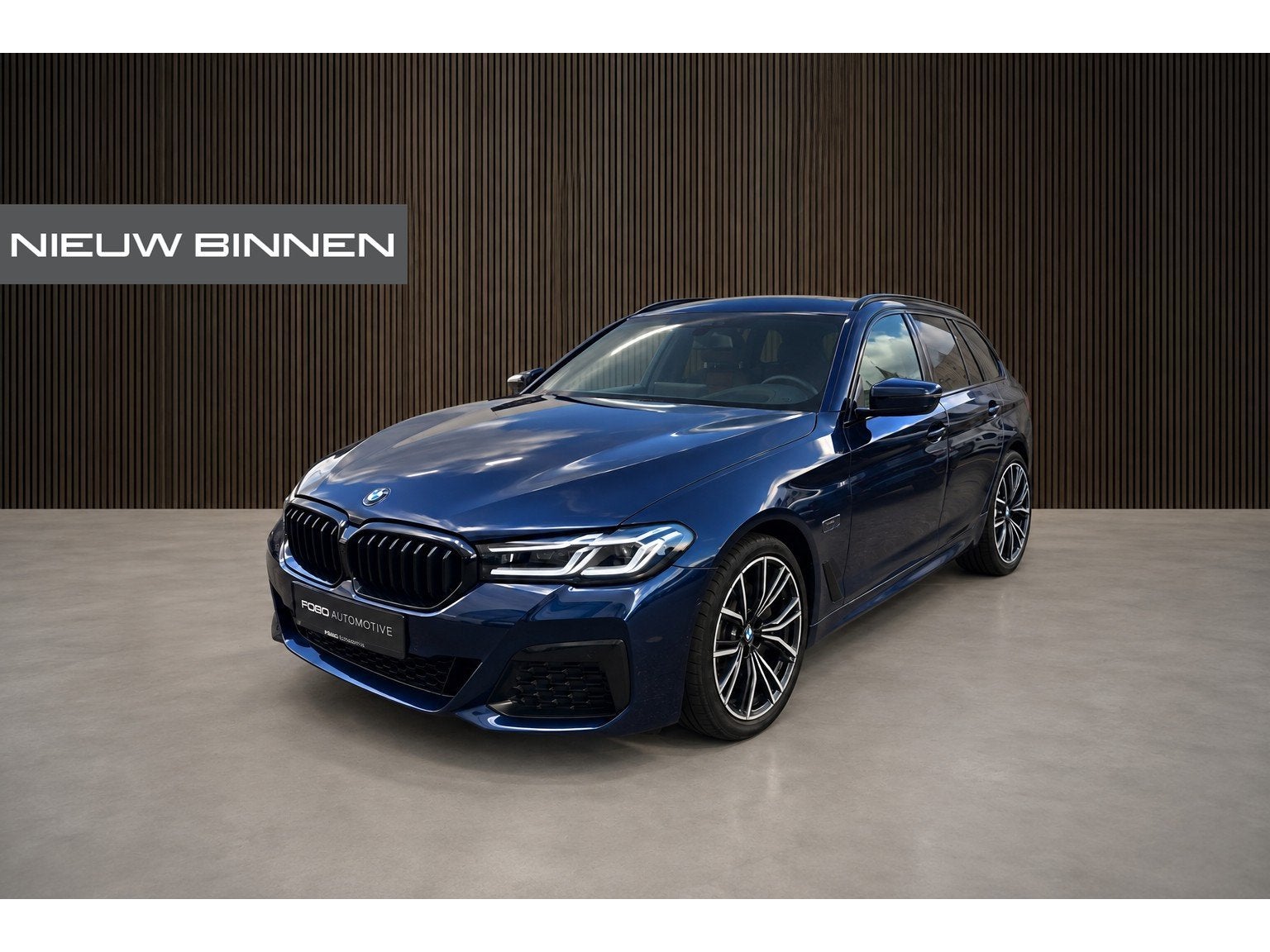 BMW 5 Serie Touring 530e xDrive Business Edition Plus M Spor, Auto's, 1998 cc, 1935 kg, Gebruikt, Euro 6