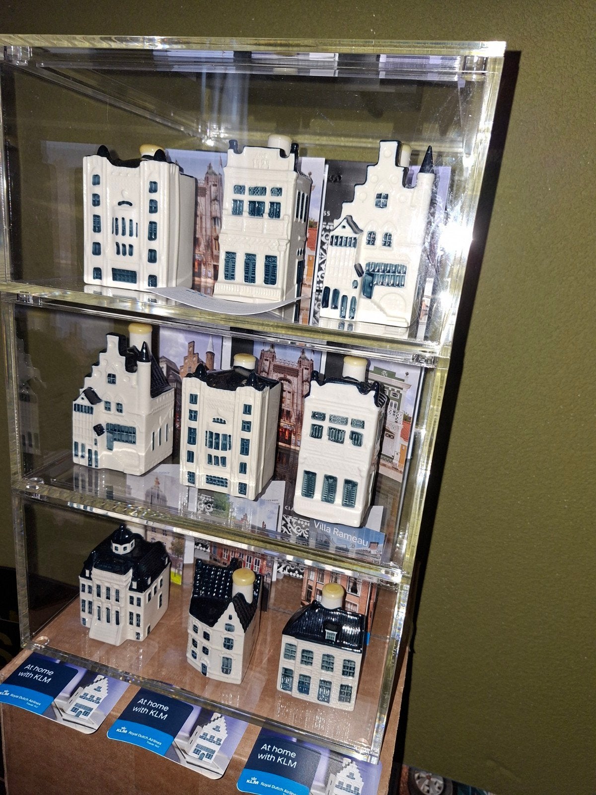 KLM huisjes uit de 100 nummering met Marcel Wanders tasje, Ophalen of Verzenden, Nieuw, 81 t/m 91, Gevuld