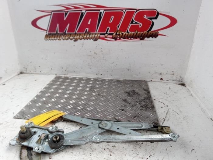 Ruitmechaniek 2Deurs links-voor van een Toyota Starlet, Auto-onderdelen, Gebruikt, -, -, Ophalen of Verzenden