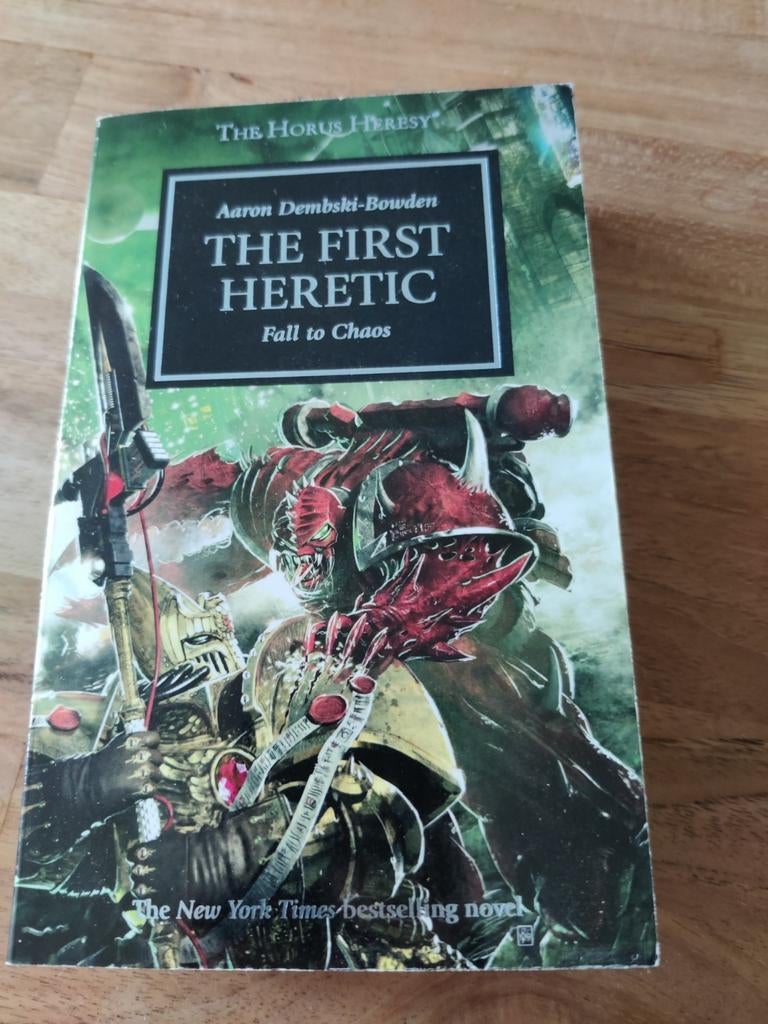 Warhammer 40k: The First Heretic (Horus Heresy) Softcover, Ophalen of Verzenden