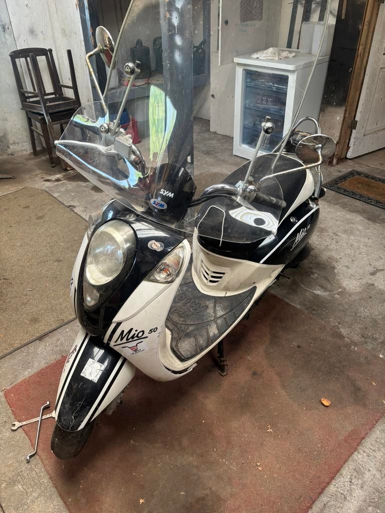 Sym mio 50cc brom, Gebruikt, Maximaal 45 km/u, Benzine, Ophalen