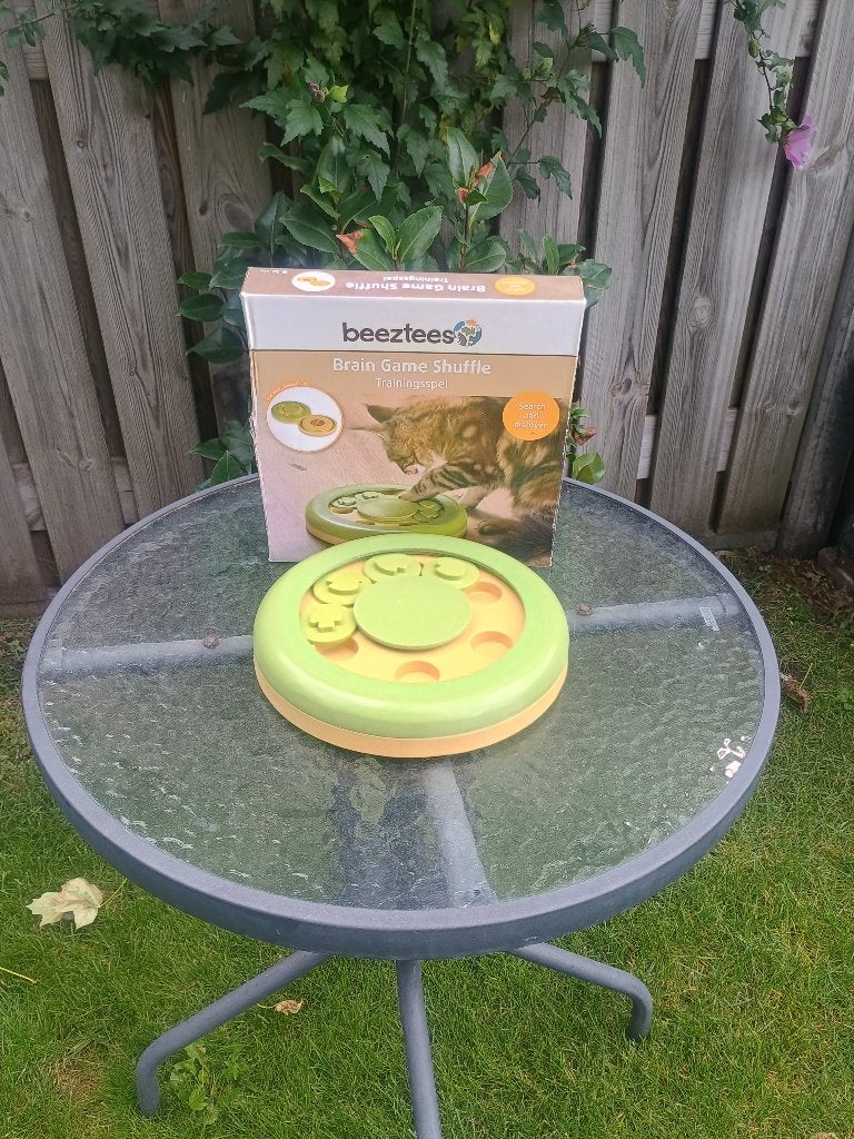 Te koop nagenoeg nieuw Beeztees katten speeltje, Dieren en Toebehoren, Ophalen of Verzenden, Zo goed als nieuw, Overig speelgoed