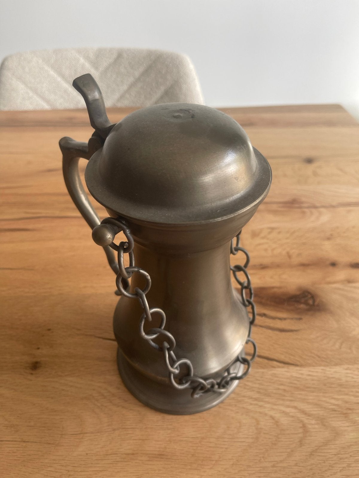Vintage tinnen bierpul met deksel en ketting – gemerkt, Antiek en Kunst, Ophalen of Verzenden