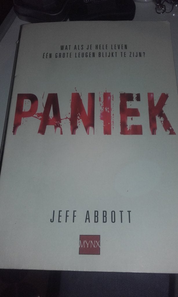 Jeff Abbott-Paniek (Z117-165), Ophalen of Verzenden, Zo goed als nieuw
