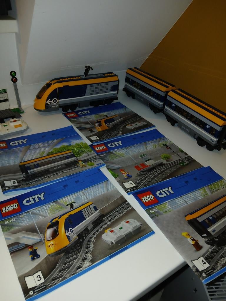 Lego City Trein met Rails en Instructieboekjes (Set 60197), Ophalen, City, Lego, Compleet