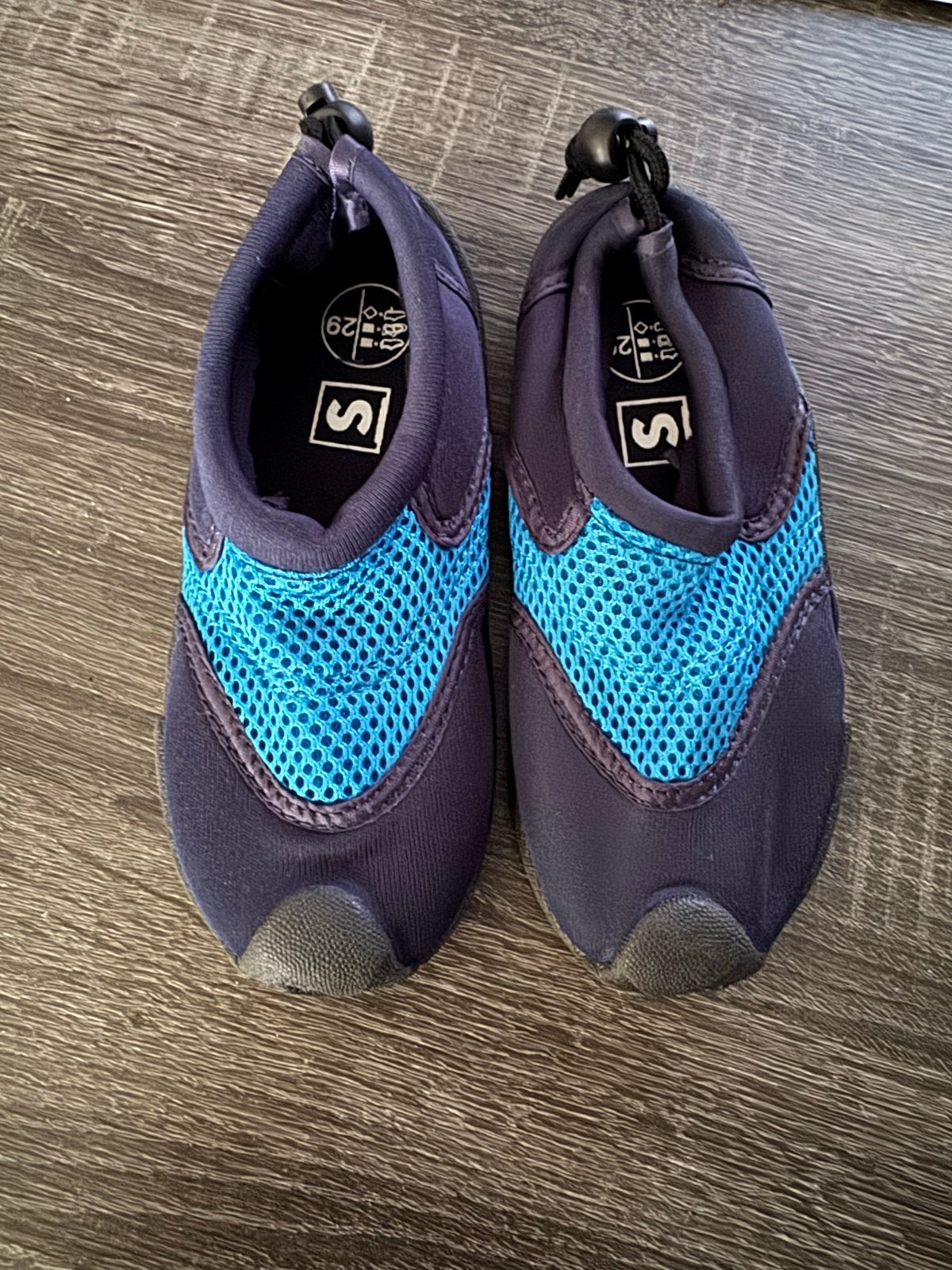 Blauwe waterschoenen maat 29, Gebruikt, Jongen of Meisje, Schoenen, Ophalen of Verzenden