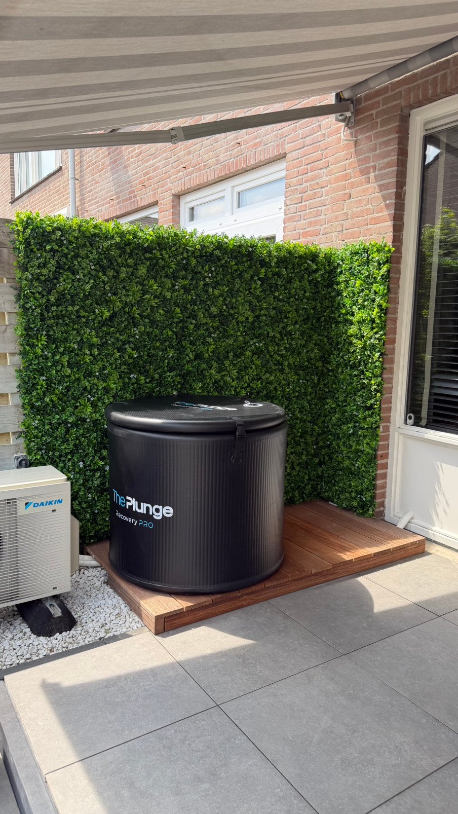 The Plunge Recovery PRO Ijsbad (loopt heel langzaam leeg), Ophalen, Zo goed als nieuw, Pomp