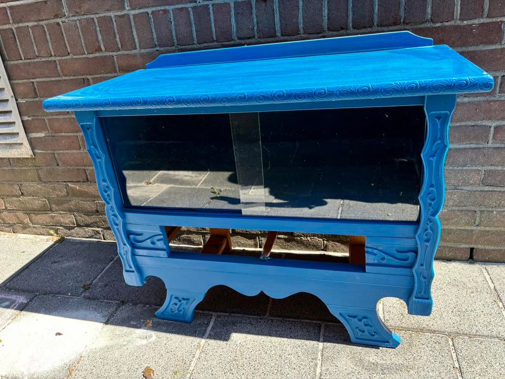 Theekastje opknapper, Antiek en Kunst, Ophalen