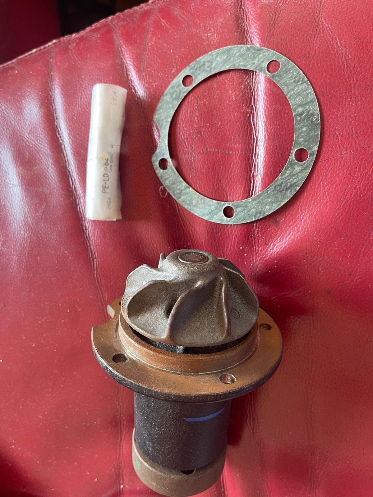 Mercedes waterpomp M110 benzine MB 280E CE-S-SE-SL, Ophalen of Verzenden, Nieuw, Mercedes-Benz