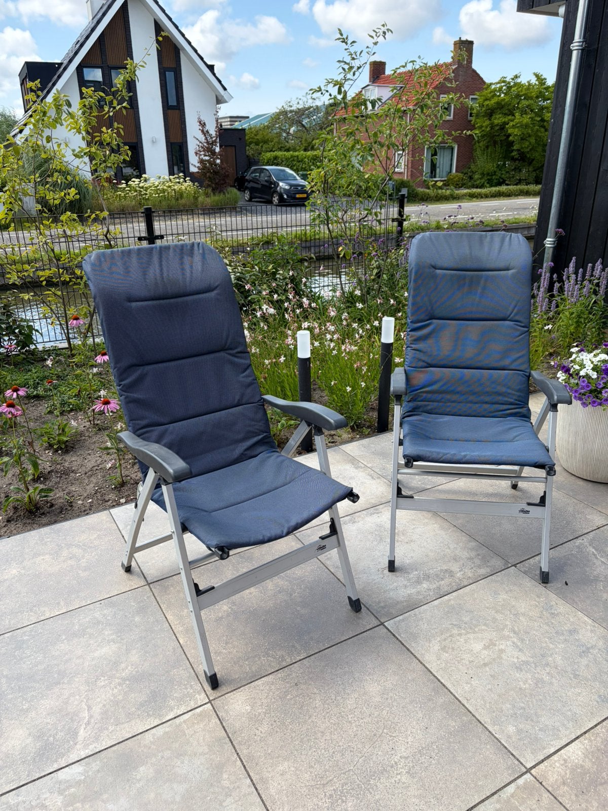 “Dukdalf” stoelen blauw 2 stuks beschikbaar, Ophalen, Gebruikt, Aluminium, Inklapbaar