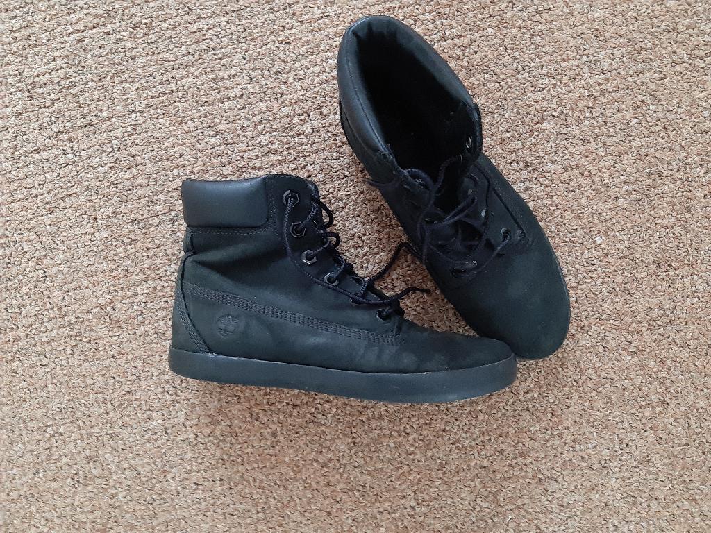 zwarte suede schoenen Timberland maat 37,5, Kleding | Dames, Schoenen, Ophalen, Zwart, Timberland, Sneakers of Gympen