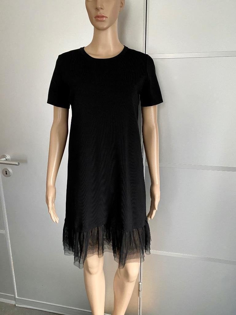 G764 Nikkie maat 36=S fijn-gebreid jurkje jurk zwart tule, Kleding | Dames, Jurken, Zwart, Ophalen of Verzenden, Zo goed als nieuw