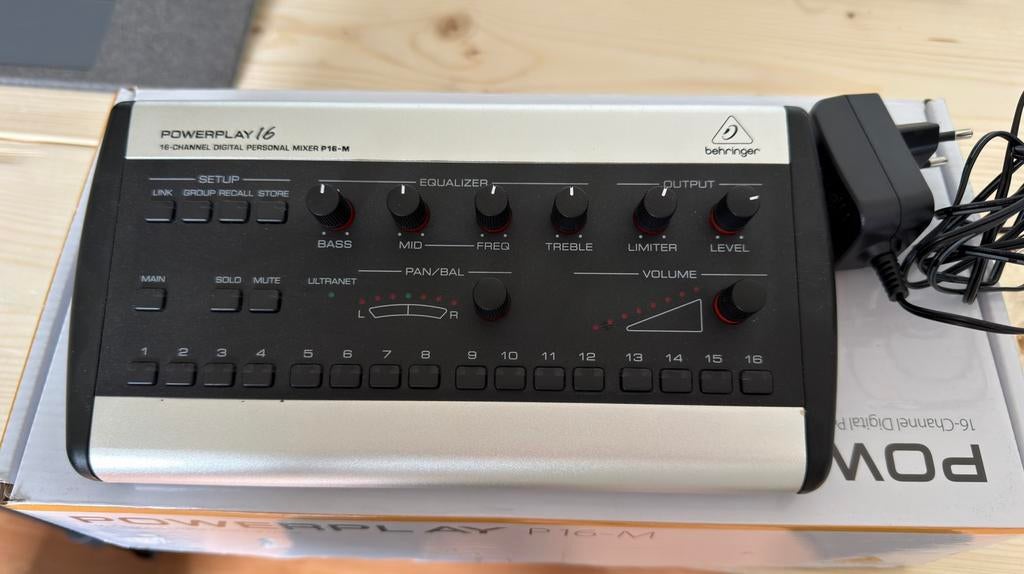 Behringer Powerplay P16-m, Muziek en Instrumenten, Mengpanelen, Ophalen