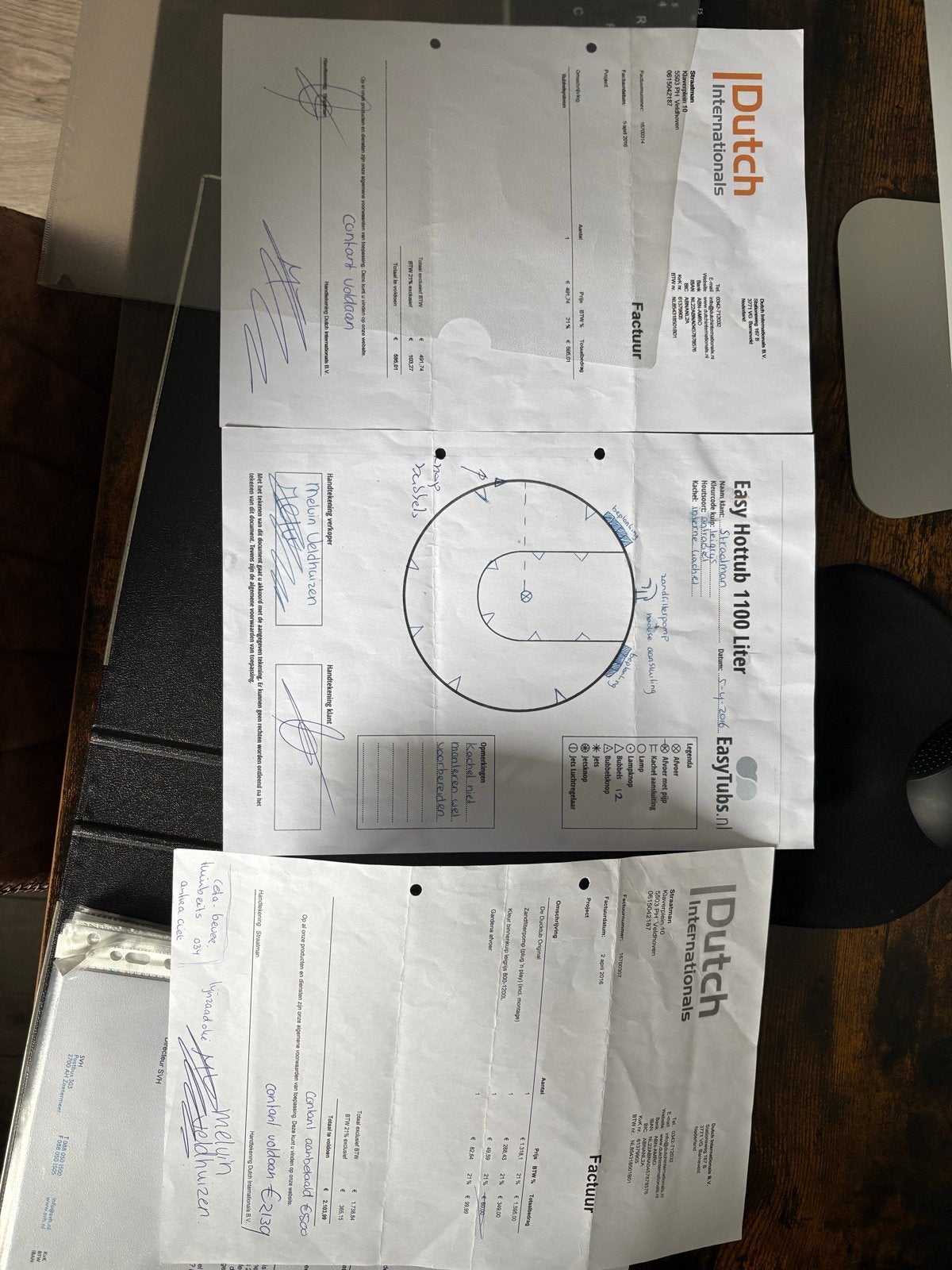 Hot Tub 1100 Liter met Houtkachel, Ophalen, Zo goed als nieuw, Inbouw, Trap