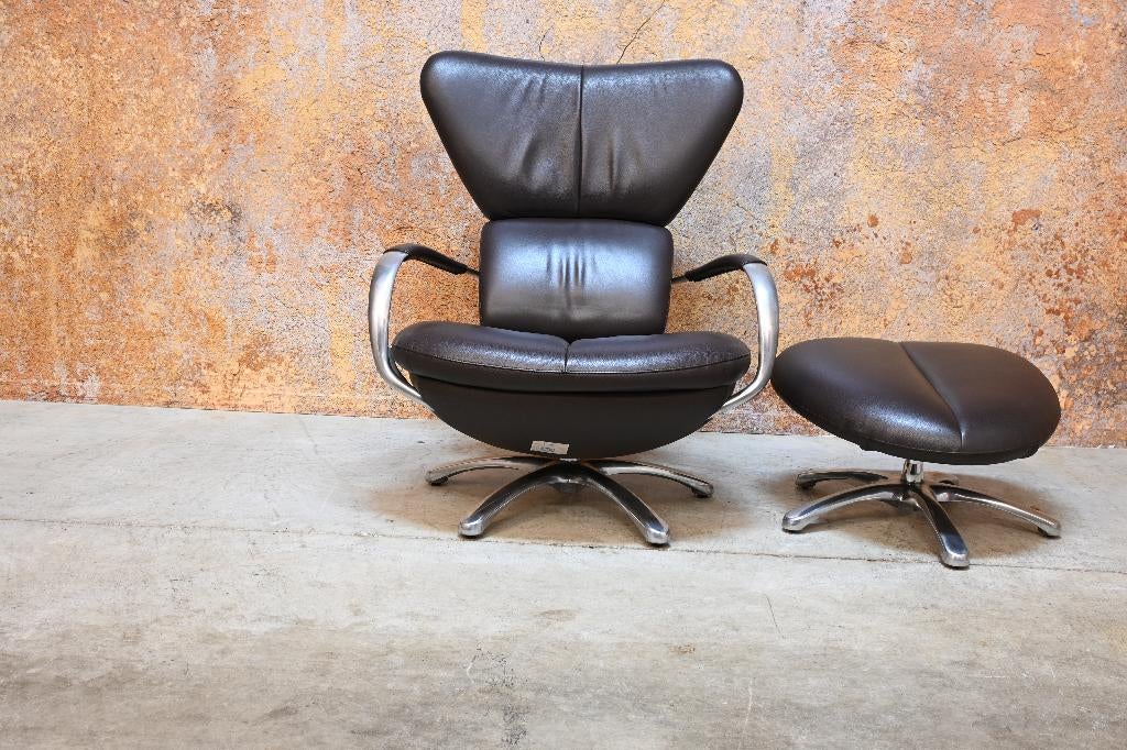 ZGAN! bruine leren Leolux Formi design draaifauteuil + poef