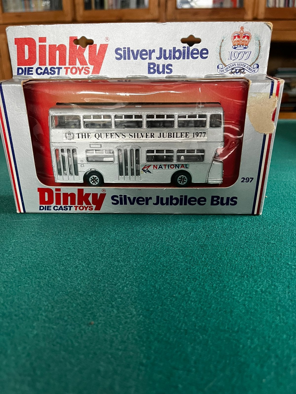 Dinky toys bus jubilee in verpakking, Verzamelen, Verzenden, Zo goed als nieuw