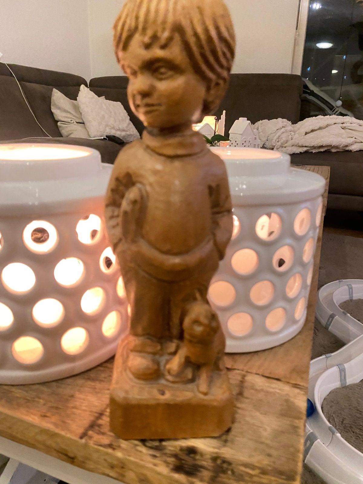 Origineel Vintage ANRI Houtsnijwerk. Jongen met Hondje., Ophalen of Verzenden