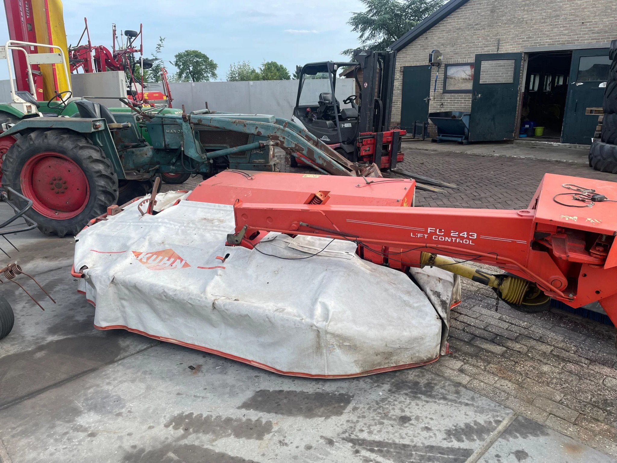 Kuhn FC 243 Lift Control (bj 2000)