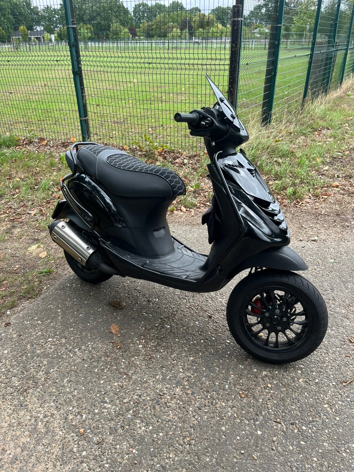 Piaggio zip 172cc, Ophalen, Zo goed als nieuw, Benzine, Zip