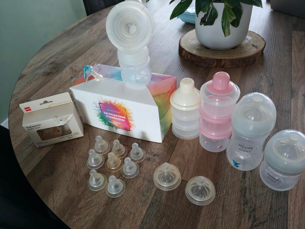 Babyspullen flesjes en borstkolf Philips, Ophalen of Verzenden, Bakvorm