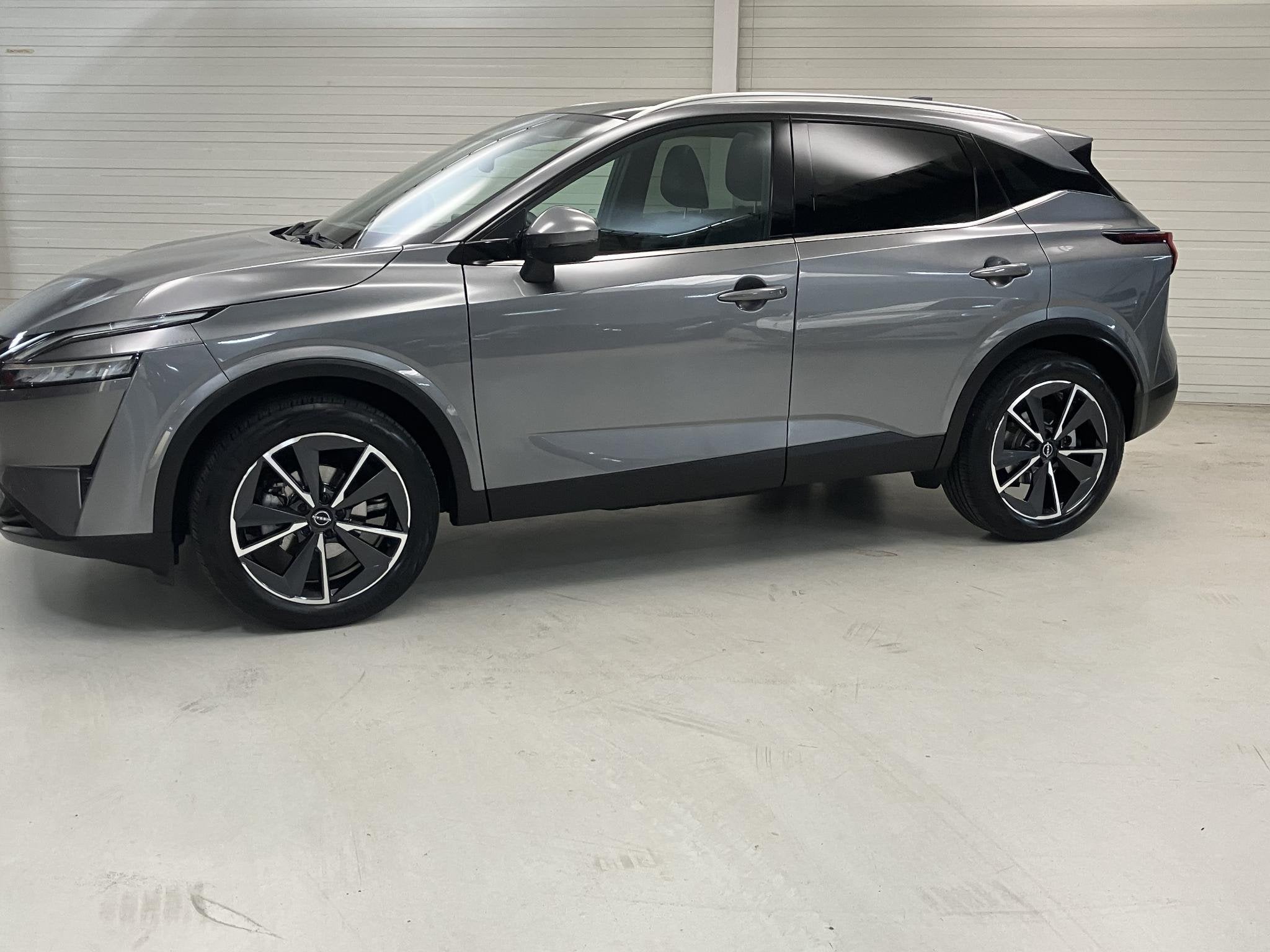 Nissan Qashqai 1.3 MHEV Xtronic Tekna Automaat / Trekhaak /, Auto's, Euro 6, Leder en Stof, Origineel Nederlands, Bedrijf