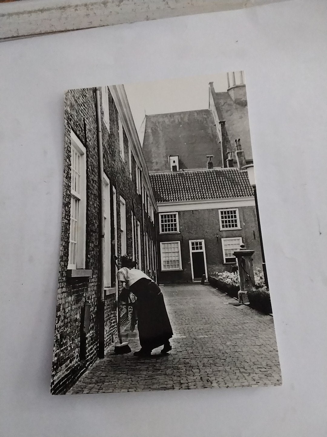 Oude ansichtkaart Begijnhof Breda, 1967, Ophalen of Verzenden, 1960 tot 1980, Gelopen, Noord-Brabant