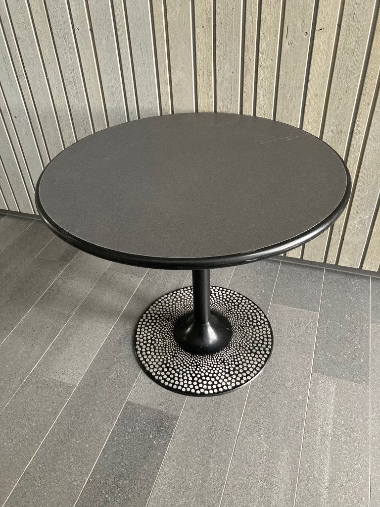Ronde tafel met mooie gegoten aluminium voet, Ophalen, Gebruikt, Overige houtsoorten, 100 tot 150 cm