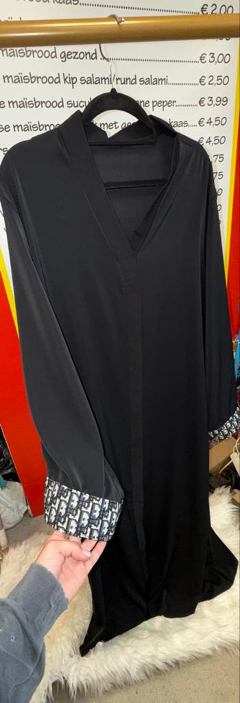 Zwarte Abaya met Designerprint Mouwen - Custom Made, Ophalen of Verzenden, Nieuw