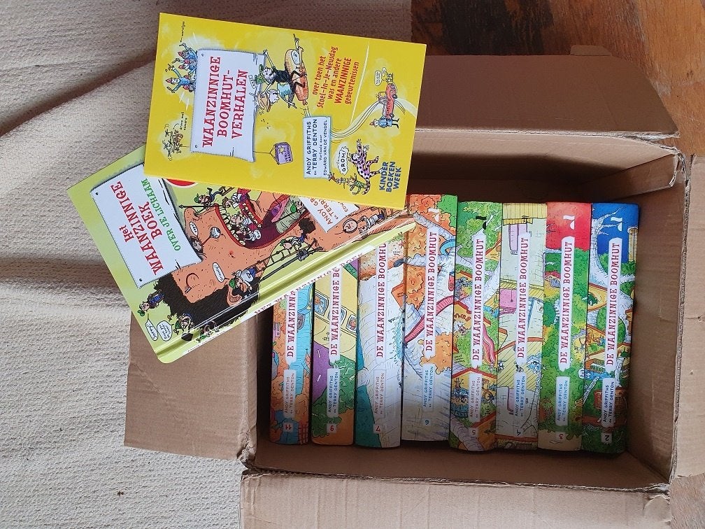 DE  WAANZINNIGE  BOOMHUT  van  Andy Griffiths  , Ophalen of Verzenden, Gelezen, Fictie algemeen