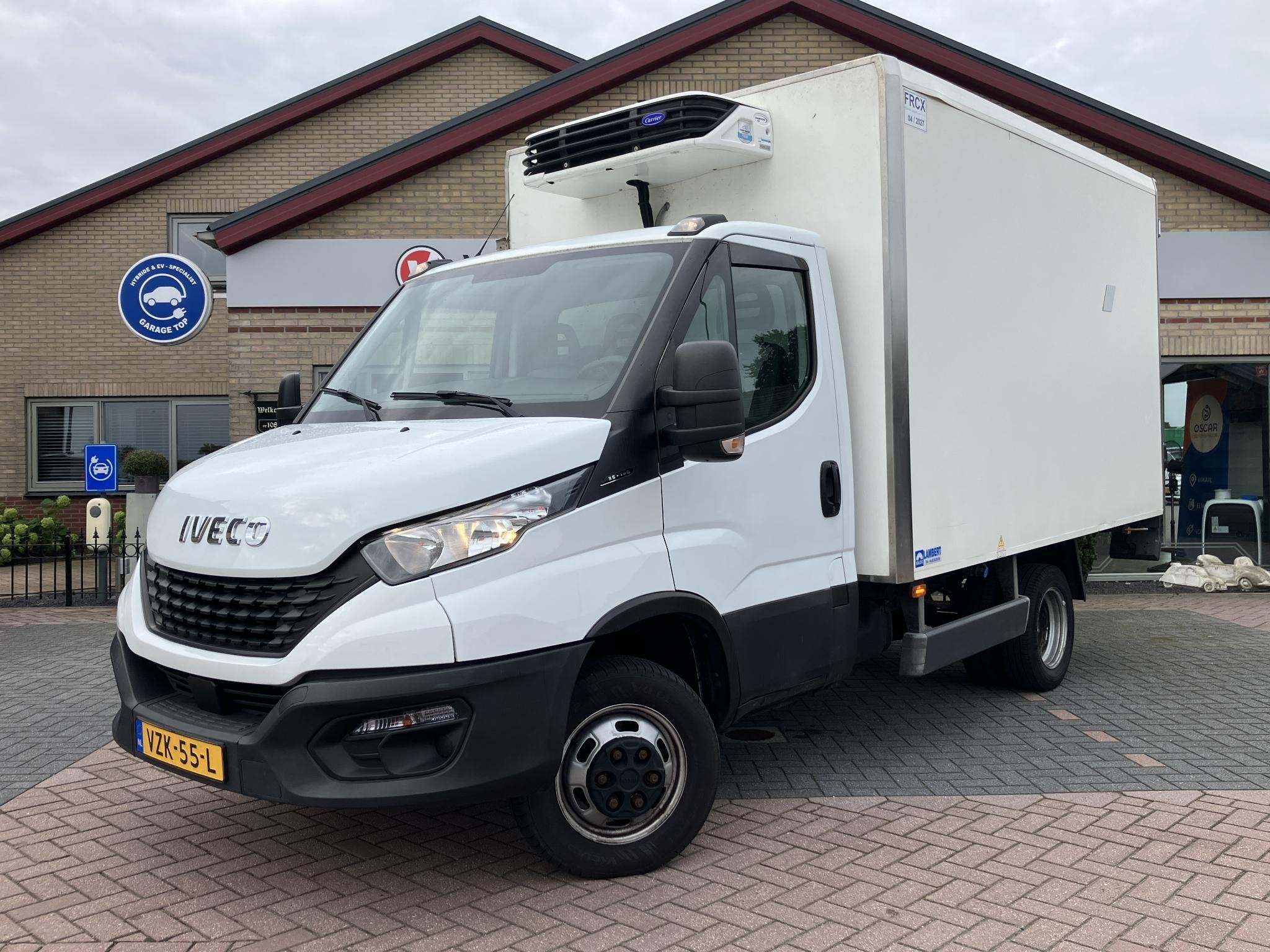 Iveco Daily 35C14H 2.3 345 | Koelwagen | Carrier | Handel/Ex, Auto's, Gebruikt, Euro 6, Iveco, Wit