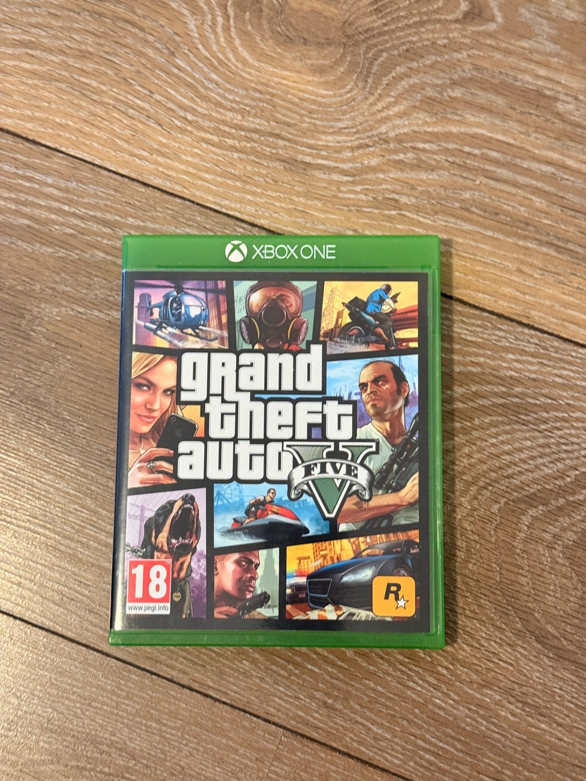 GTA V (Grand Theft Auto 5) – Xbox One / Xbox Series X, Spelcomputers en Games, Vanaf 18 jaar, 1 speler, Zo goed als nieuw, Ophalen